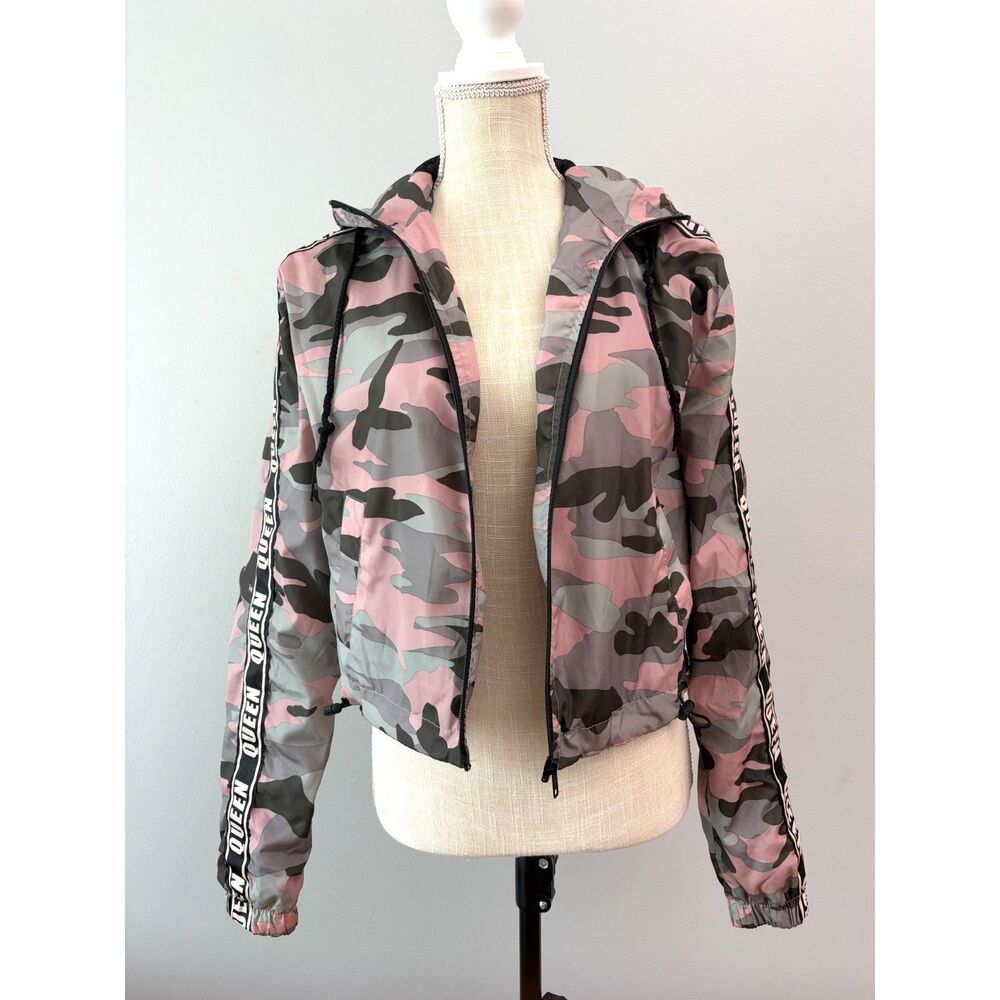 Y2K Pink Camo Queen Taped Cropped Windbreaker Jacket Womens Med Gorpcore Utility